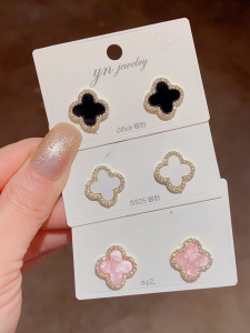 Versatile Minimalist Four-leaf Clover Earrings S925 Silver