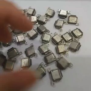 Thay Chân Sạc Rời Samsung S21 Plus Hàng Thay Thế Ảnh Chụp Thật