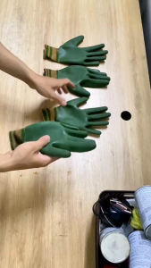 Combo 6 đôi găng tay lao động phủ cao su xanh rêu găng tay bảo hộ lao động bao tay làm vườn
