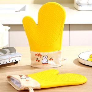 Miffy Heat-Resistant Silicone Oven Gloves Plus-Thickness Anti-Slip Kitchen Mitts Baking/Microwave High-Temperature Protection