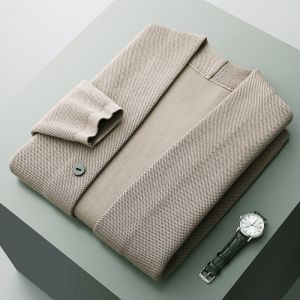 Áo Len Dệt Kim Dài Tay Thường Ngày Cho Nam Mùa Thu Đông 2024 Áo Khoác Cardigan Thời Trang Mới Áo Sơ Mi Công Sở Thường Ngày