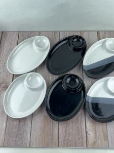 จานเซรามิค จานเปล ทรงรี มีช่องใส่น้ำจิ้ม มีให้เลือก 2 ขนาด 6.5 x 8.8 นิ้ว ดำ/ขาว/ทูโทน และ ขนาด 6.25x9.8 นิ้ว ดำ/ขาว/ทูโทน