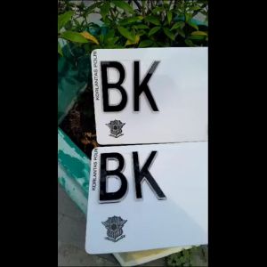 Plat Nomor Mobil Acrylic 5mm: Panduan Lengkap