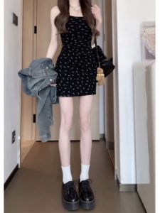 Floral Print Slim Fit Halter Dress Womens Summer New Sweet And Spicy Girl Waist Cinch Black Short Skirt Casual Commute Style