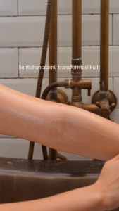 BIOTALK Calendula Honey Body Wash 300ml > 500ml - Sabun Mandi Cair