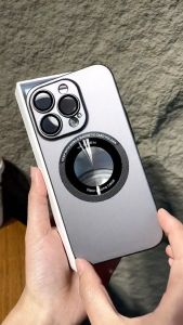 เคสโทรศัพท์ชาร์จไร้สายรูโลโก้หรูหราสำหรับ iPhone 11 12 13 14 15Pro Max 14 Plus พร้อมฝาหลังป้องกันเลนส์เต็มรูปแบบกันกระแทก