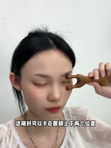 2-in-1 Body Meridian Massage Comb Sandalwood Deer Antlers Wide Tooth Acupuncture Help Blood Circulation Anti-static Smooth Hair Massage Tool 按摩梳