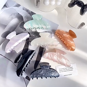 [จัดส่งในกทม] แฟชั่นเกาหลี กิ๊บหนีบผม กิ๊บติดผมเกาหลี คลิปหนีบผมอะคริลิค เครื่องประดับสตรีแฟชั่น กิ๊บหนีบผมใหญ่ รูปแบบใหม่ สีเยลลี่ ความรู้สึกหรูหรา ผมมวย ขนาดใหญ่ คลิปปลาฉลาม กิ๊บหนีบผมเกาหลี 2024 NEW มี 9 สีให้เลือก