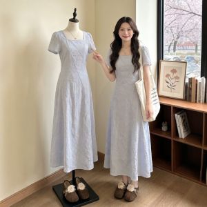 Đầm Maxi Cổ Vuông Không Tay Cho Dáng Người Đầy Đặn Giúp Thon Gọn Và Ép Eo