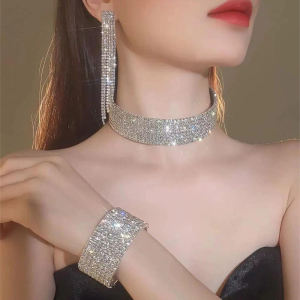 Fashion Fashion Nightclub Super Flash Multi-Row Full Diamond Bracelet Personalized Stretch Womens Wide Rhinestone Collar Earrings Suit Womens