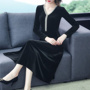 Velvet Dress Womens Autumn Winter New Style Mom Small Size Elegant Base mid Length Skirt Korean Style High Waist Long Sleeve
