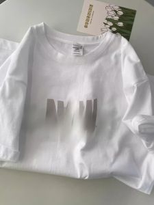 เสื้อยืดแขนสั้นผู้หญิง Pure Cotton Letter Print เสื้อยืดแขนสั้นสไตล์ฮ่องกง ทรงหลวม แฟชั่นฤดูร้อน คอกลม แขนสั้น ผ้าฝ้ายผสม