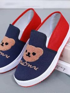 Beijing Ladies Canvas Shoes Embroidered Slip-On Comfortable Flat Heel Cotton Lined Traditional Chinese Style Footwear