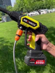 SOARFLY Water Jet Portable Wireless High Pressure Washer Portable Outdoor Water Spray Jet