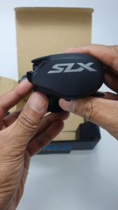 ถูกถูกหยดน้ำ SHIMANO SLX 150HG 151HG กระชับหมุน รูปแบบกระชับ และมีประกันสำหรับกับขวา