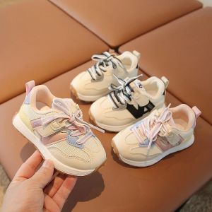 Sepatu Sneakers Anak: Pilihan Terbaik untuk Usia 1-6 Tahun