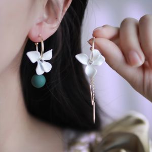 French Style Asymmetric White Flower Ear Cuff  Green Lemongrass Tea Womens Fashion Jewelry Ear Decor Mosquito Coil Tray