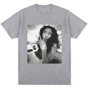 Sanrio | Rapper Nicki Minaj Print Vintage T-Shirt Men Women Hip Hop Fashion Casual T Shirts Loose Summer Cotton Casual Tees Streetwear