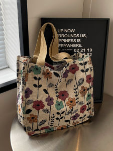 Trendy Canvas Tote Bag Womens Commuter Bag Large Capacity Handbag Fashionable Design Mommy Bag Soft Handle Summer 2024