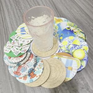 2D Retro Floral Design Wooden Coasters Set for Coffee Shop Office Bar Home Decor Gift Heat Insulation Anti-Slip Photography Prop