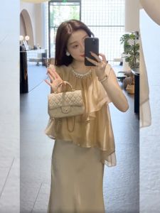 QFN | Stylish Fashionable Elegant Beige Sleeveless Outfit