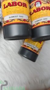 Bibit Parfum Murni 1001 NIGHT | LABOR 100ml SEGEL\\n\\nBibit Parfum Murni 1001 NIGHT dan LABOR 100ml SEGEL adalah dua produk parfum berkualitas tinggi yang dirancang khusus untuk pria yang mencari aroma tahan lama dan elegan. Dalam artikel ini, kita akan membahas keunggulan, manfaat, cara penggunaan, dan spesifikasi kedua produk ini.\\n\\n Apa Itu Bibit Parfum Murni 1001 NIGHT?\\n\\nBibit Parfum Murni 1001 NIGHT adalah parfum murni yang dirancang khusus untuk pria yang ingin menampilkan aroma elegan dan tahan lama. Produk ini mengandung bahan-bahan berkualitas tinggi yang telah teruji dan aman digunakan sehari-hari.\\n\\n Keunggulan Bibit Parfum Murni 1001 NIGHT\\n\\nBibit Parfum Murni 1001 NIGHT memiliki beberapa keunggulan dibandingkan parfum lainnya, seperti:\\n\\n- Aroma tahan lama\\n- Bahan-bahan berkualitas tinggi\\n- Cocok untuk acara formal\\n\\n Manfaat Penggunaan Bibit Parfum Murni 1001 NIGHT\\n\\nDengan menggunakan Bibit Parfum Murni 1001 NIGHT, Anda dapat mendapatkan berbagai manfaat, seperti:\\n\\n- Menambah kepercayaan diri\\n- Meningkatkan daya tarik\\n- Membuat penampilan lebih elegan\\n\\n Bagaimana Cara Menggunakan Bibit Parfum Murni 1001 NIGHT?\\n\\nBerikut langkah-langkah penggunaan Bibit Parfum Murni 1001 NIGHT:\\n\\n1. Bersihkan kulit sebelum penggunaan\\n2. Semprotkan parfum pada titik-titik panas tubuh, seperti leher, siku, dan belakang telinga\\n3. Biarkan parfum meresap selama beberapa menit sebelum berpakaian\\n\\n Tips Menggunakan Bibit Parfum Murni 1001 NIGHT untuk Acara Formal\\n\\nBerikut beberapa tips penggunaan Bibit Parfum Murni 1001 NIGHT untuk acara formal:\\n\\n- Gunakan parfum sebelum berpakaian\\n- Jangan semprotkan parfum langsung pada pakaian\\n- Hindari penggunaan parfum berlebihan\\n\\n Kelebihan LABOR 100ml SEGEL\\n\\nLABOR 100ml SEGEL adalah parfum murni untuk pria yang memiliki beberapa kelebihan, seperti:\\n\\n- Kapasitas 100 ml yang cukup untuk penggunaan jangka panjang\\n- Desain botol elegan\\n- Aroma tahan lama\\n\\n Spesifikasi LABOR 100ml SEGEL\\n\\nBerikut spesifikasi LABOR 100ml SEGEL:\\n\\n- Kapasitas: 100 ml\\n- Jenis parfum: Murni\\n- Warna: Hitam\\n- Ukuran botol: 10 x 7 cm\\n\\n Keunggulan LABOR 100ml SEGEL untuk Pria\\n\\nLABOR 100ml SEGEL memiliki beberapa keunggulan khusus untuk pria, seperti:\\n\\n- Aroma tahan lama yang cocok untuk acara formal\\n- Bahan-bahan berkualitas tinggi yang aman digunakan sehari-hari\\n- Desain botol elegan yang menambah penampilan\\n\\n Kesimpulan & Rekomendasi\\n\\nBibit Parfum Murni 1001 NIGHT dan LABOR 100ml SEGEL adalah dua produk parfum berkualitas tinggi yang dirancang khusus untuk pria. Kedua produk ini memiliki aroma tahan lama dan elegan yang cocok untuk acara formal. Rekomendasi penggunaan kedua produk ini adalah sebagai berikut:\\n\\n- Bibit Parfum Murni 1001 NIGHT cocok digunakan sehari-hari dan untuk acara formal\\n- LABOR 100ml SEGEL cocok digunakan untuk acara formal dan penggunaan jangka panjang\n}