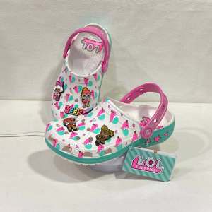 รองเท้า Crocs สไตล์สปอร์ตแอนด์สตรีท ลวดลาย LOL สำหรับผู้หญิง หุ้มส้น ไซส์ UK:13/EU:38