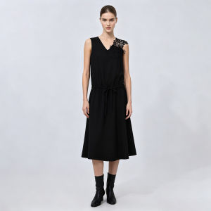 AMII | Elegant Workwear Style Lace V-Neck Dress With Drawstring Ties