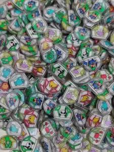 Bandai | 50pcs/set Cartoon Crayon Shin-chan Cute COS Underpants Laminating Acrylic Cream Glue Kawaii Ornament DIY Patch Resin Accessories