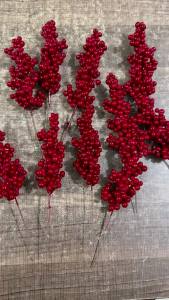 Wholesale Christmas Artificial Berries Stem Red Holly Berry Fake Flowers Plants for Xmas Tree New Year Party Home Decor Ornament