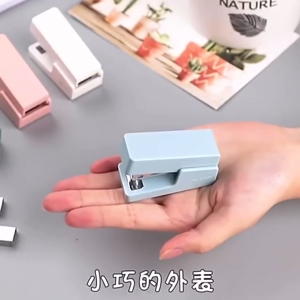 Fashion Mini Stapler Set Portable Paper Binding Machine Use 24/6 26/6 Staples With 640 Staples Office School Supplies Student Stationery Desk Accessories Lightweight Durable Daily