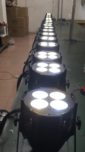 ไฟ LED สี่ตา ไฟเต็ม COB สำหรับงานแต่งงาน ไฟสเตจ 200W ไฟในห้องประชุม ไฟในห้องจัดเลี้ยง ไฟสำหรับผู้ชม