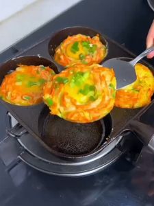 🔥【Free Shipping +Factory Outlet+Lowest Price】4-Hole Omelet Pan Wooden Handle Non Stick Egg Frying Pan Egg Pancake Steak Cooking Pan for Gas Stove Induction Cooker