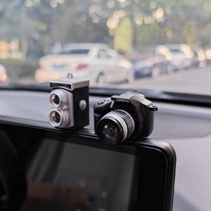 Mini Creative Cartoon Retro Car Camera Display Screen Decoration Car Dashboard Ornament Automobile Interior Accessories