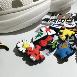 Jibbitz cross charm Giày Khóa Giày Hoa Bóng Rổ Đội Logo Lakers Chiến Binh Hiệp Sĩ ins Giày Thời Trang Phụ Kiện Khóa Trang Trí