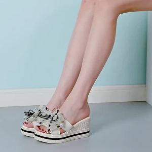 [ Shop Hot Sale ] Leather Slippers Women 2025 Summer New Versatile Outerwear Casual Flower Flip-Flops Womens Platform Wedge Slippers