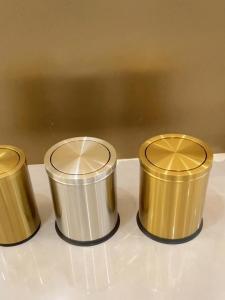 7L/9L/15L Gold shake lid trash can light luxury stainless steel suitable for living room hotel office