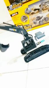 2 unit rc alloy excavator 9CH dan rc dump truck HUINA 1559 skala 1:24