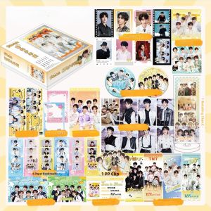 Luxury Gift Box Christmas Present All-inclusive Support for times Boys Group Creative Trendy Design Card And Badge Display Stand