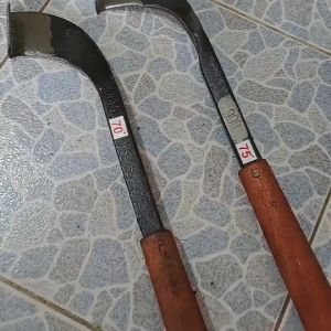 มีดกรีดยาง 999 ด้ามไม้กันลื่นมือ ยาว 15นิ้ว ทำจากเหล็กกล้าอย่างดี สวย ทน คมนาน