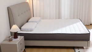 LUSHAVEN 8Inch Memory Foam Spring Mattress Ergonomically Designed Warranty for 12 Months