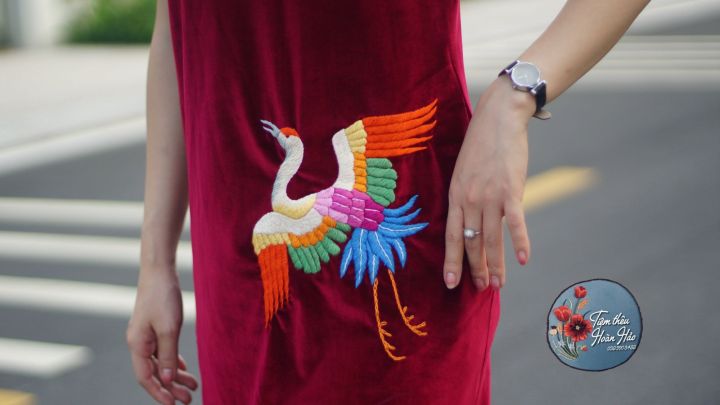 🌸Bộ ba váy nhung the dáng suông thêu tay bán chạy nhất của LanV thời gian  qua. Nét thêu thanh mảnh, nhẹ nhàng tinh tế bằng chỉ tơ óng đẹp. … |  Instagram