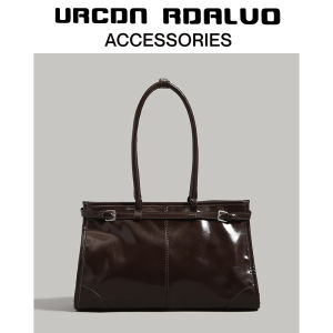 UR Retro Tote Bag Womens Large Capacity Summer New Fashion Commuter Handbag Single Shoulder Armpit Bag American Vintage Style