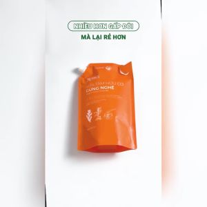 Sữa tắm thảo dược gừng nghệ cỏ cây hoa lá chai 500g và túi 1000g làm sạch sâu ngăn ngừa mụn trên da