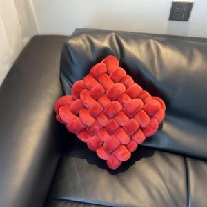 Moving in Velvet Red Knitted Cushion Home Living Room Sofa Wine Red Zafu Advanced Gliding Window Mat Square Plush Pillow Cover