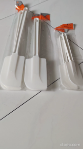 Spatula karet silikon import TEBAL /Spatula pegangan palstik BAGUS /Polesan kerokan pembersih adonan