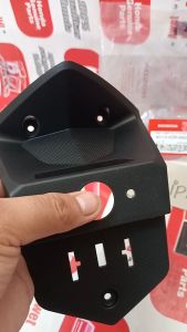 Rumah lampu plat nomor Cover bawah lampu belakang Base license light Honda Vario Techno 125 FI CBS ISS (2013 - 2015) original honda 80115KZR600ZB