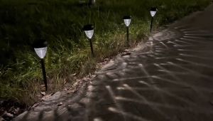 JEECH ไฟปักสนามโซล่าเซลล์ ไฟโซล่า ไฟปักสนามหญ้า solar lawn light ไฟแต่งสวน ไฟสวน ไฟทาง สีโป๊ะโคมจัดสุ่ม