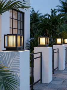 VINCAN | Solar Powered Column Headlights