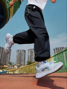 LI-NING KIDS | Mosquito-Proof Childrens Joggers